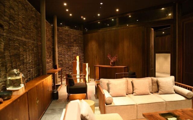 Tsingpu Tulou Retreat