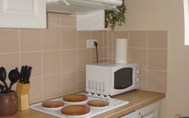 La Touraine Romantique Basilique Plumereau