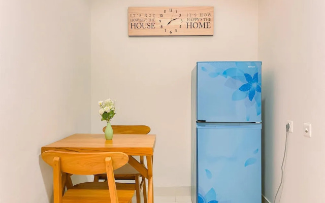 Modern Look 1BR at Sentul Tower Apartment