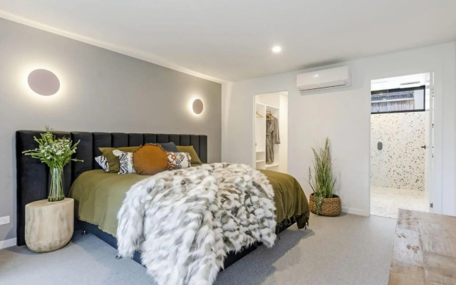 Laneway Apartments - Vesper