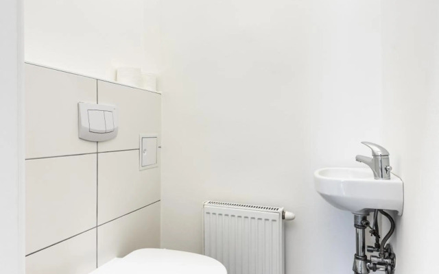 Authentic and stylish apartment in calm district area