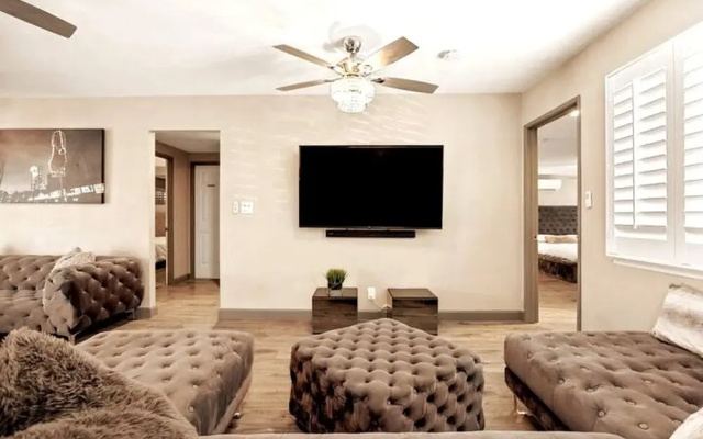 Highly Upgraded 4bd2bath Home With Private Pool