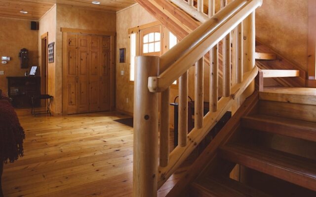 Serenity Pines Lodge in Shugart Flats