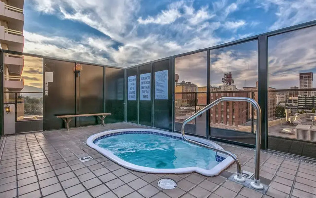 Plaza Resort Club