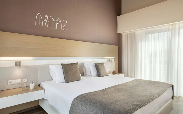 Avra Imperial Hotel