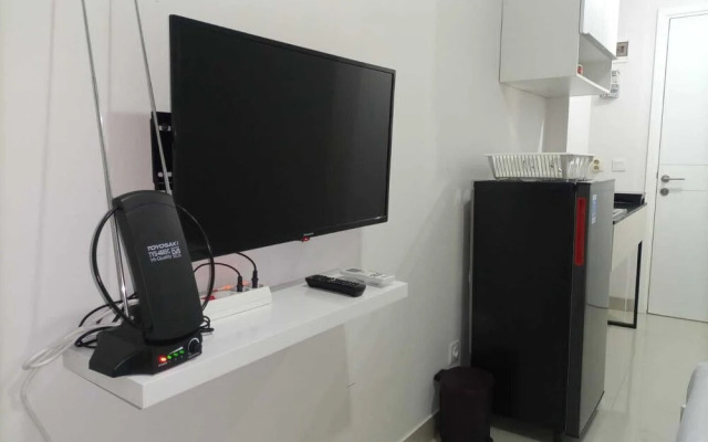 Comfortable And Tidy Studio At Barsa City Apartment