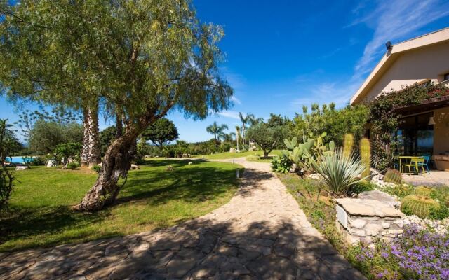 L Ulivo Blu - Two-bed With Seaview Balcony - Loc