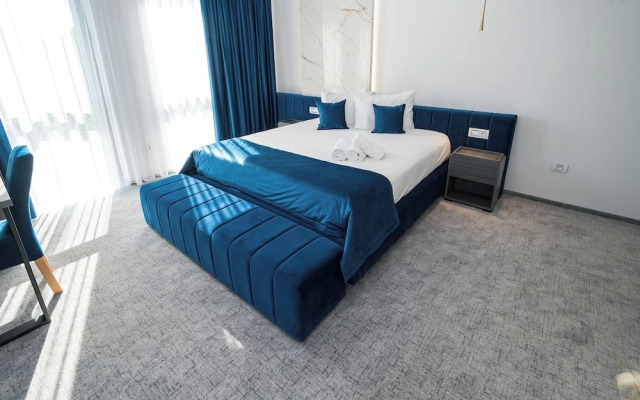 ALIVE Hotel