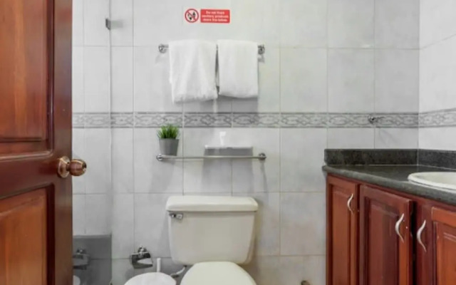 Apartment in Piantini Sleeps 12