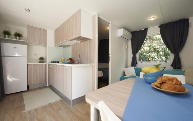 Baia Domizia Camping Village