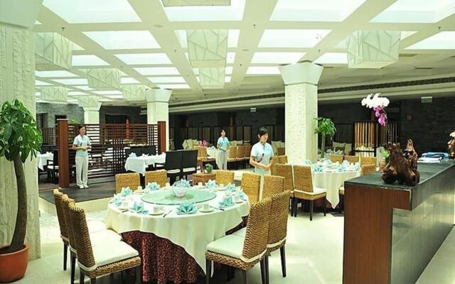 Sanya Marina SPA Hotel