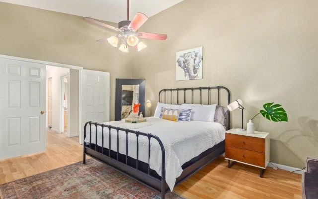 Augusta Chandler 3 Bedroom Home by Redawning