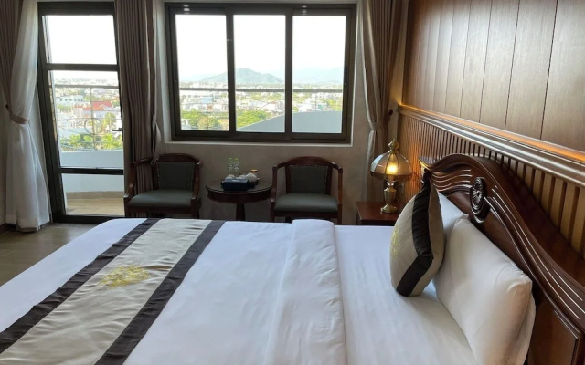 Rex Hotel Binh Dinh - by BAY LUXURY – Guest Rooms – An Nhon