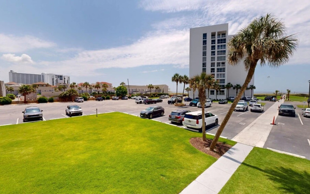 Shoreline Towers 3025 2 Bedroom Condo