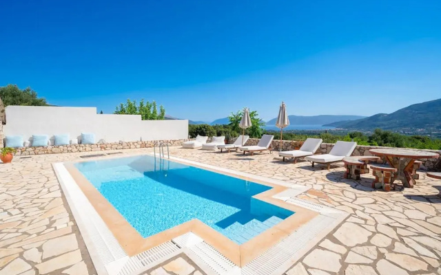 Sunrise Villa With 3 Bedrooms and 3 Bathrooms