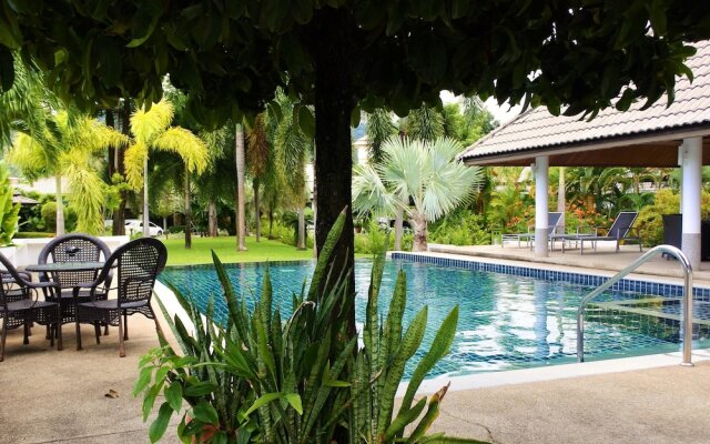 House With 3 Bedrooms in Rawai, With Private Pool, Enclosed Garden and