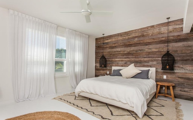A Summer Resort – Guest Rooms – Byron Bay