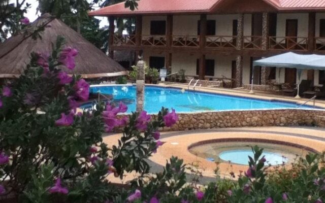 Nataasan Beach Resort and Dive Center