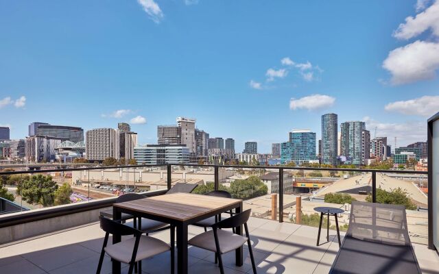 Melbourne City Apartment Hotel