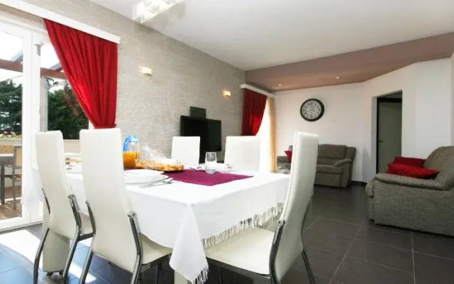 Apartments Elizabet