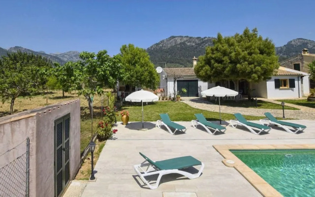 Country House in Selva With Private Pool