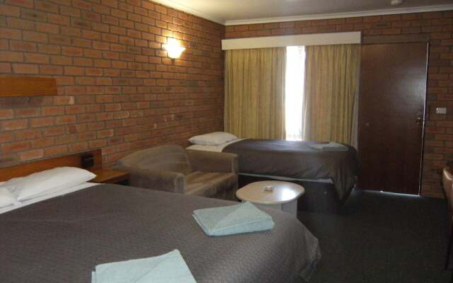 Regency Court Motel