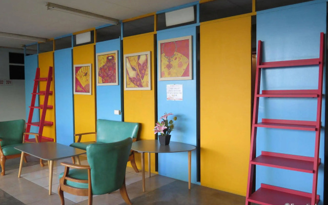 Alicia Tower Residences - Adult Only - Hostel