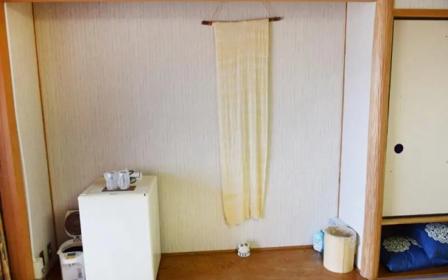 Sun House – Guest Rooms – Tonosho