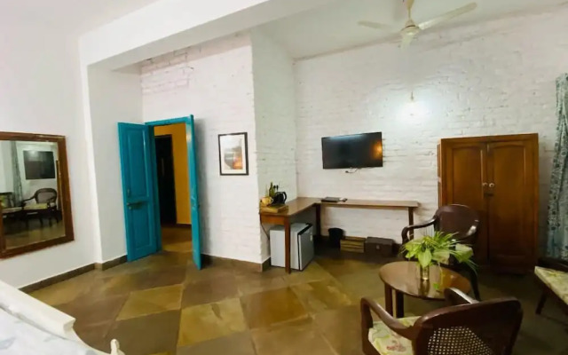 Mango Tree Courtyard Dehradun