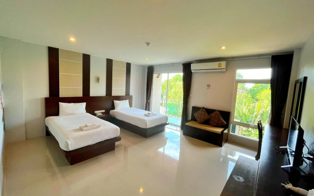 Peak Boutique City Hotel