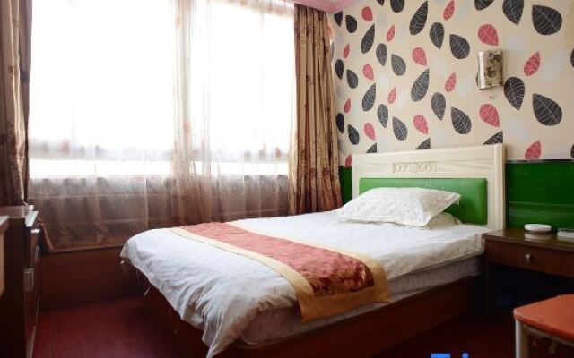 Yishangju Hostel (Shanghai Huashan Road)