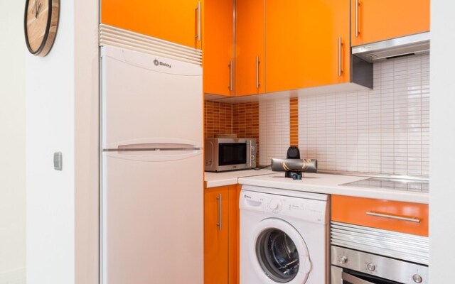 Отель limehome Madrid Calle de la Paloma