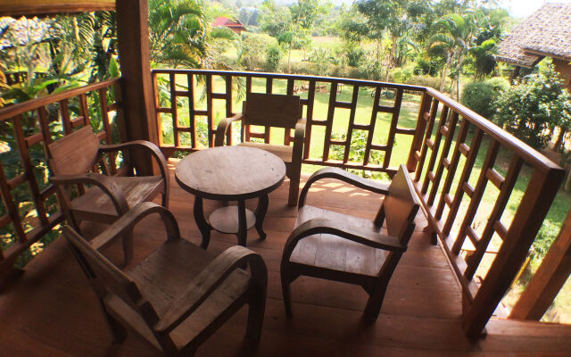 Pai Country Hut