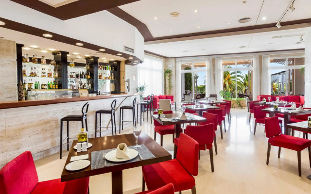 Exe Las Adelfas Hotel