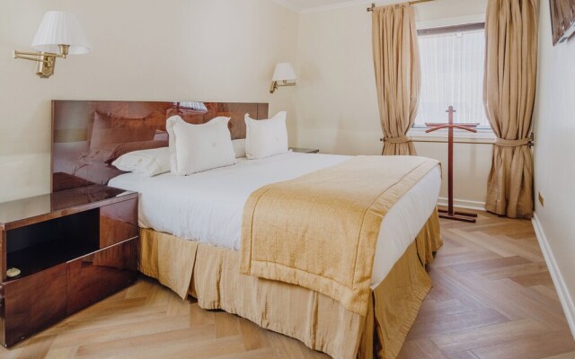 Orly Suites