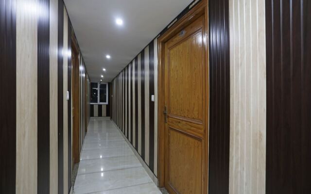 OYO 14017 Abhinandan Residency