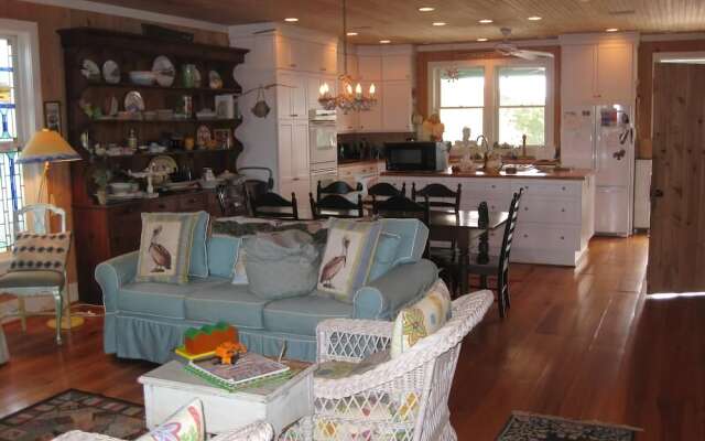 Resurrection 629 - 5 Br Home