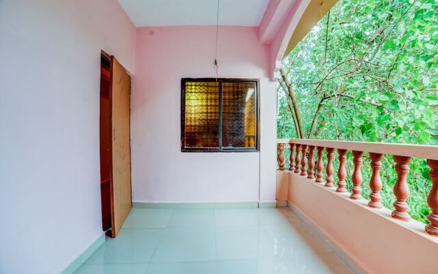 OYO 19870 Home Green View 1 BHK Mandrem