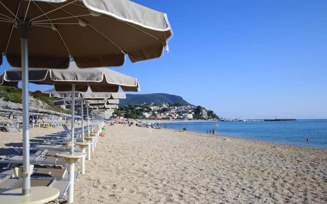Maison Del Conero - Ombrellone e Lettini in Spiaggia Inclusi