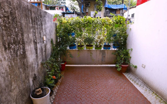 Nap Manor Hostels