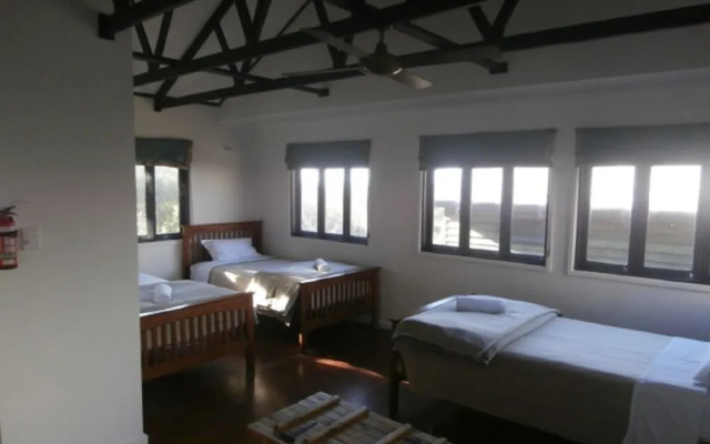 Fraser Island Retreat – Guest Rooms – Maheno
