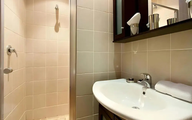 Beachside Penthouse - 3 Mins From Camps Bay Beach