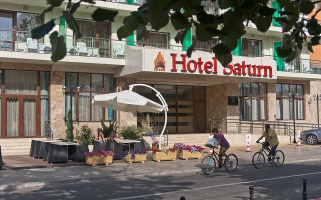 Hotel Saturn