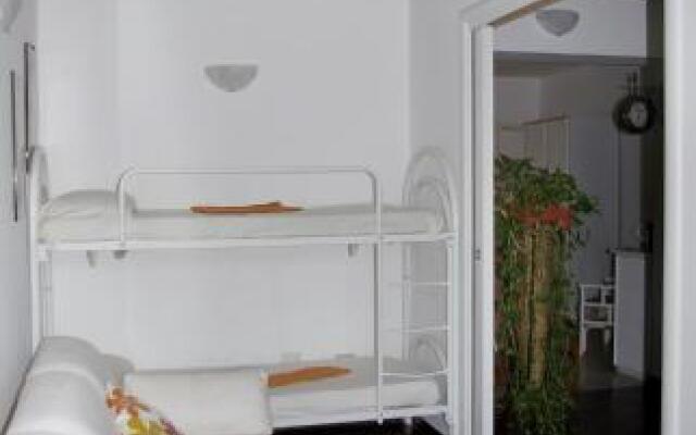 Villetta su canale navigabile