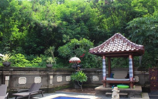 Puri Pondok Dawa Villa