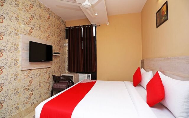 OYO Flagship 16602 NIT Faridabad