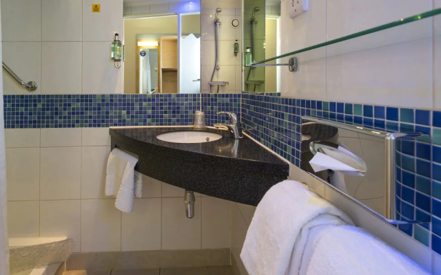 Holiday Inn Express Edinburgh Royal Mile by IHG
