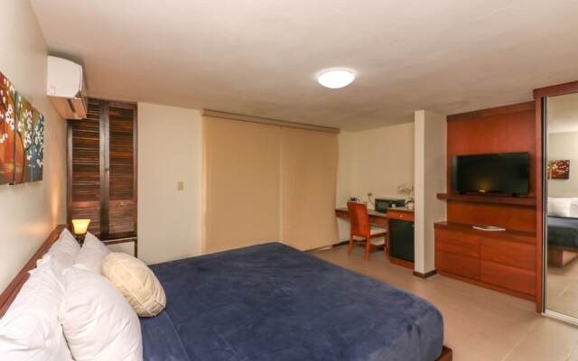 The Plaza Suites