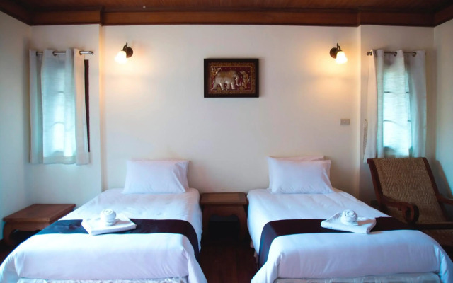 Tak Andaman Resort & Hotel