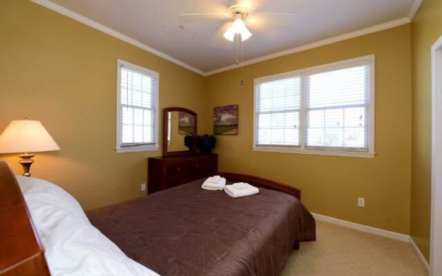 Forest Hill - 3 Br Home